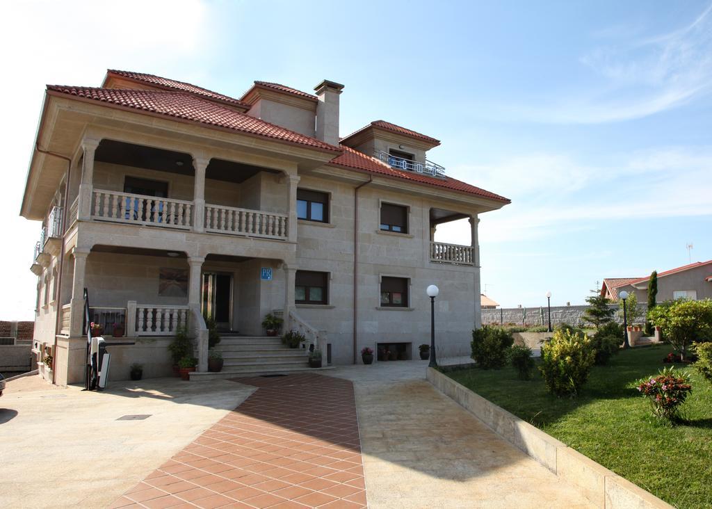 Pensión Residencia A Cruzán Noalla  Esterno foto