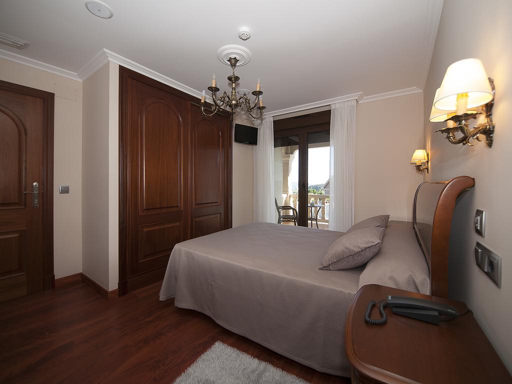 Pensión Residencia A Cruzán Noalla  Esterno foto