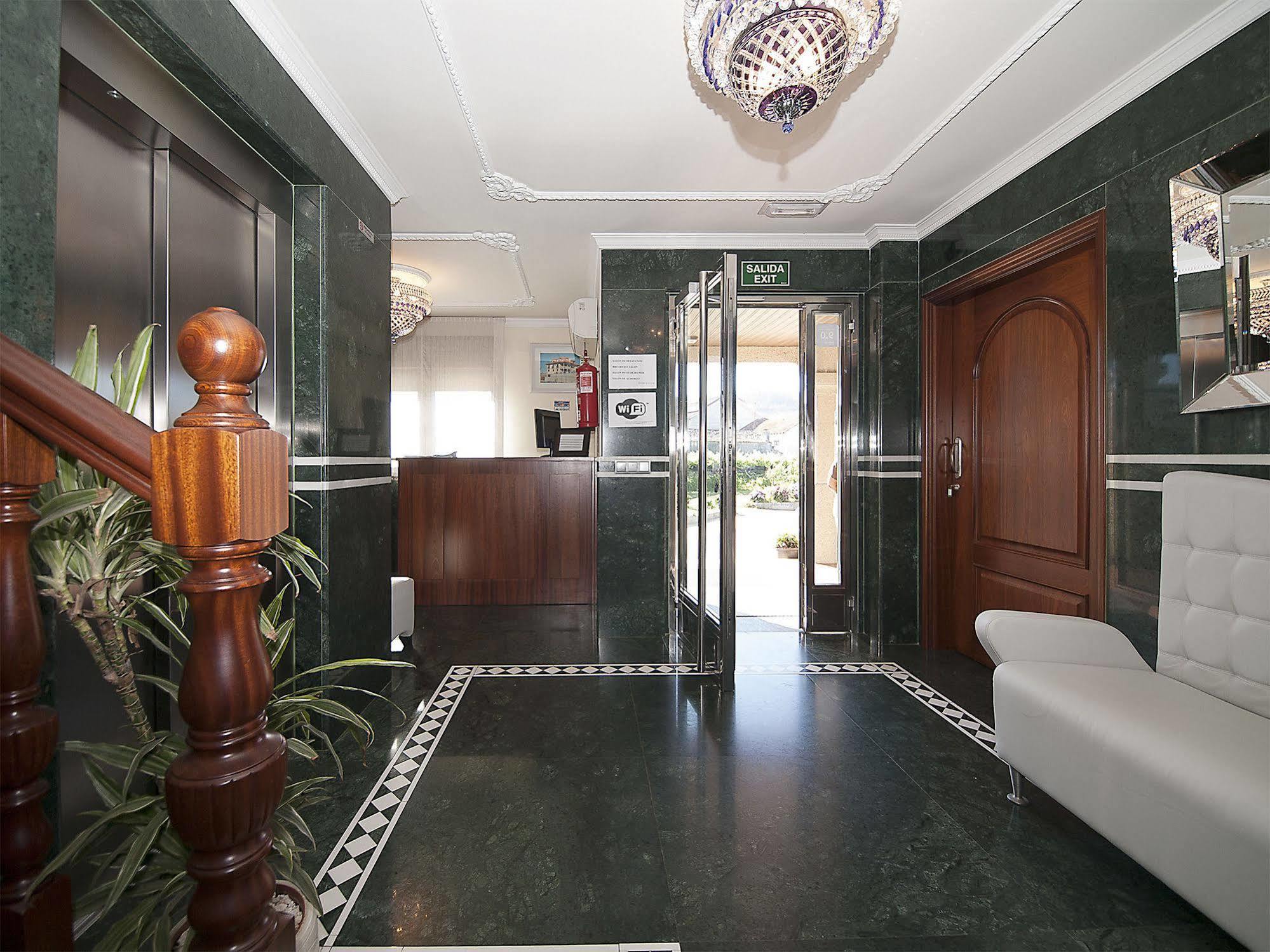 Pensión Residencia A Cruzán Noalla  Esterno foto