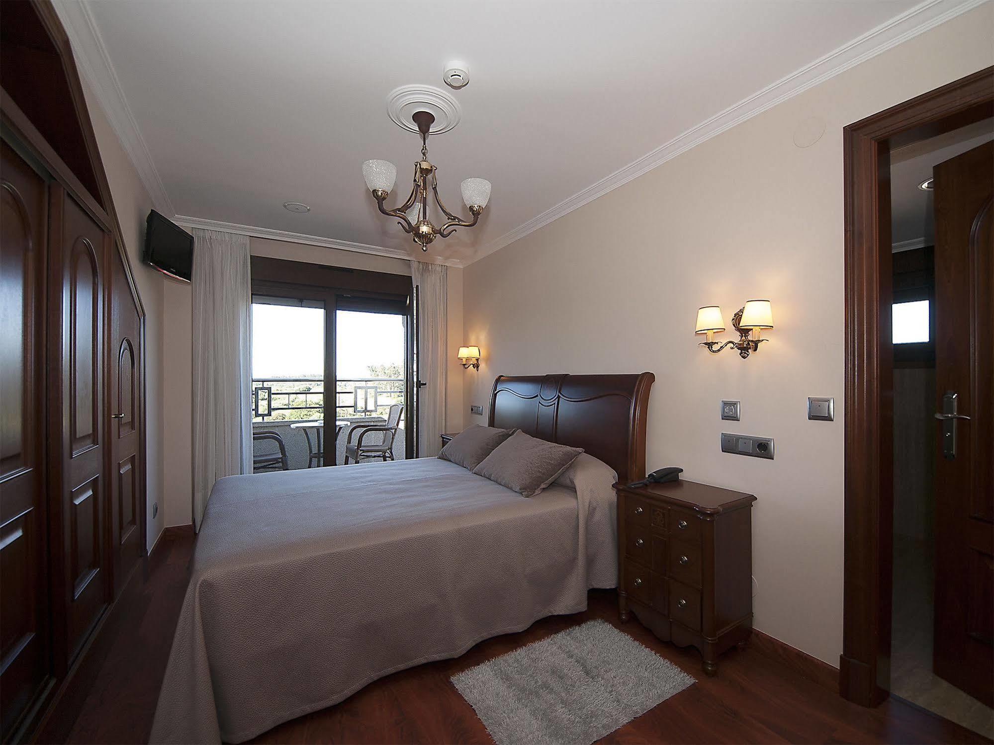 Pensión Residencia A Cruzán Noalla  Esterno foto